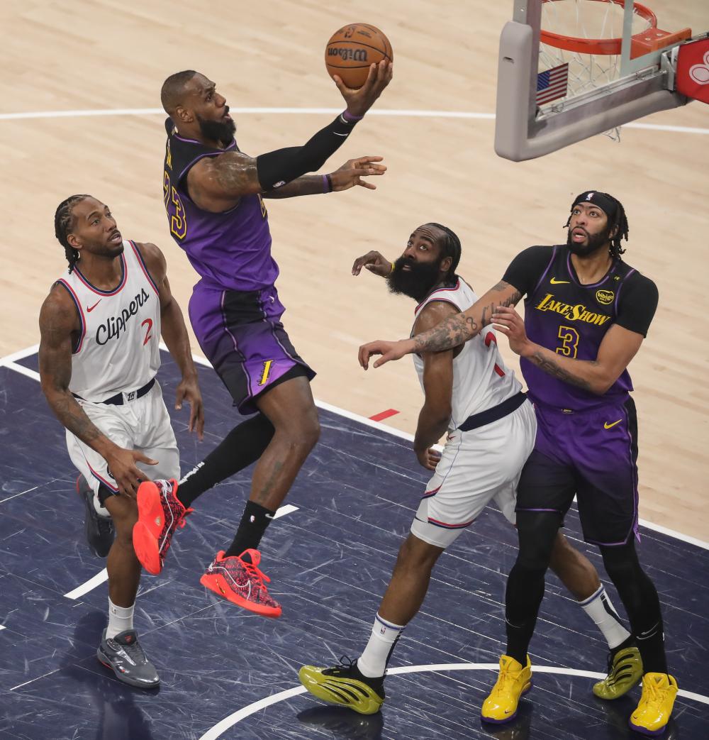 斯的沉稳气 斯的沉稳气