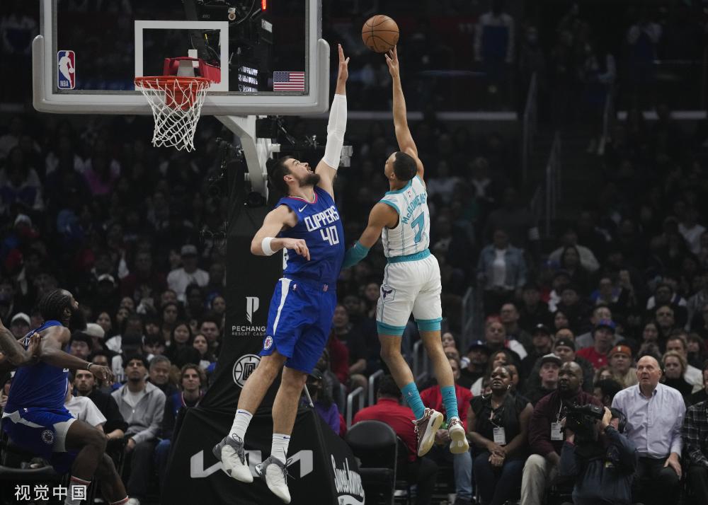 发挥吸引了 发挥吸引了