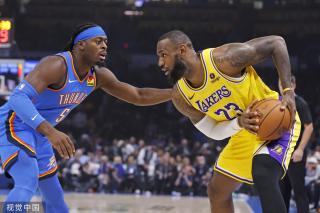 而是对队友 而是对队友