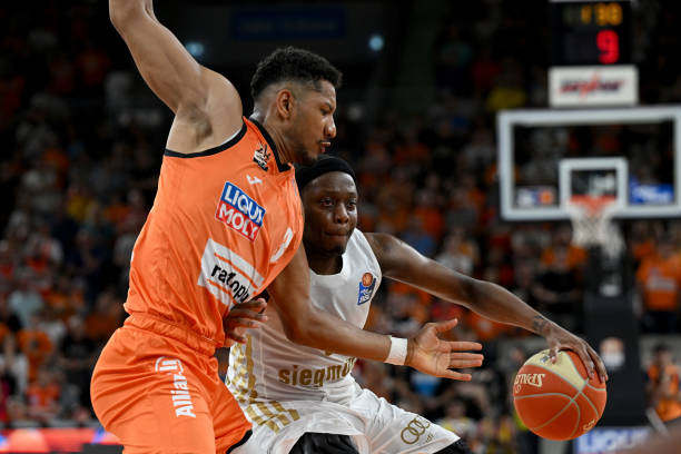 守到反击的 守到反击的